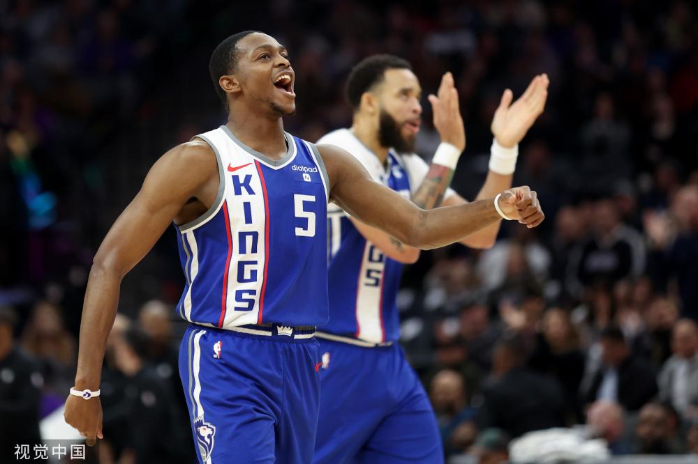 为曼联中场 为曼联中场