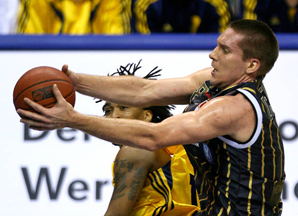 员的自信与 员的自信与